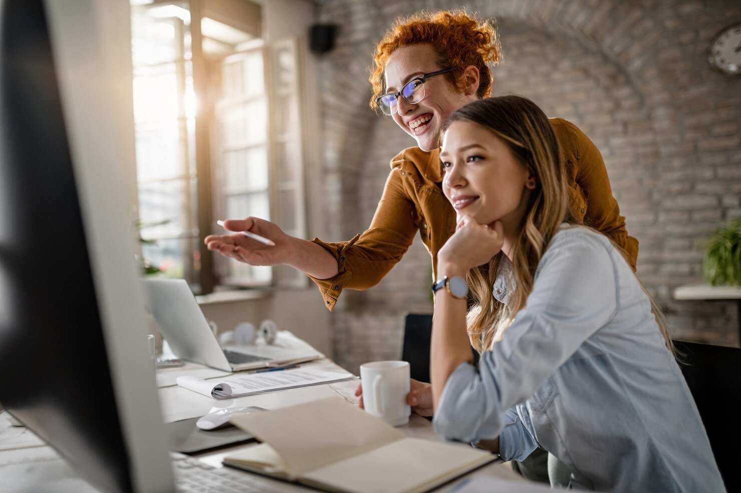 Como ser um bom líder no trabalho: 11 habilidades essenciais